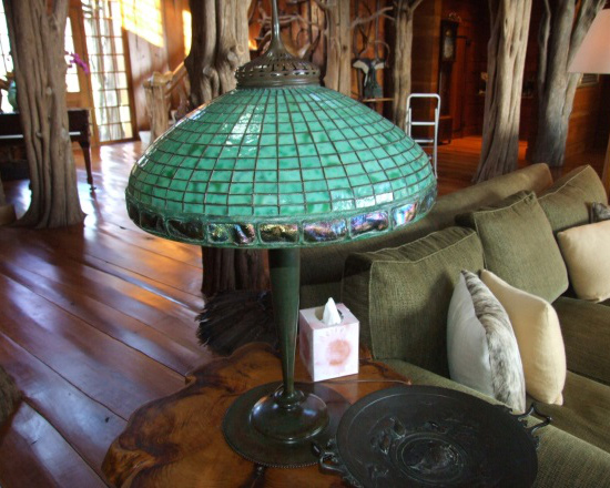 Tiffany Studios table lamp 32 inches tall